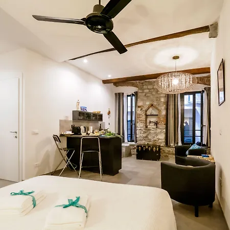 Camaella Luxury * ורנאצה