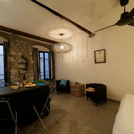 Camaella Luxury דירה *