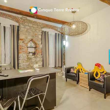 Camaella Luxury With Ac Vernazza